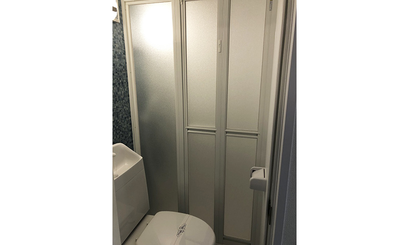 西新宿第2ローヤルコーポ